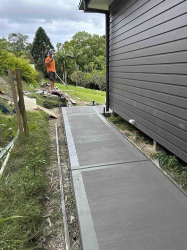 pathway concreting